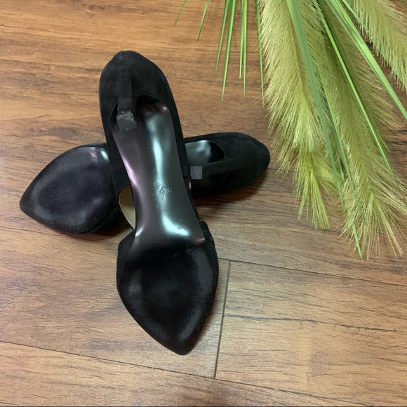 Nine West Suede Black Heels - Picture 10 of 10